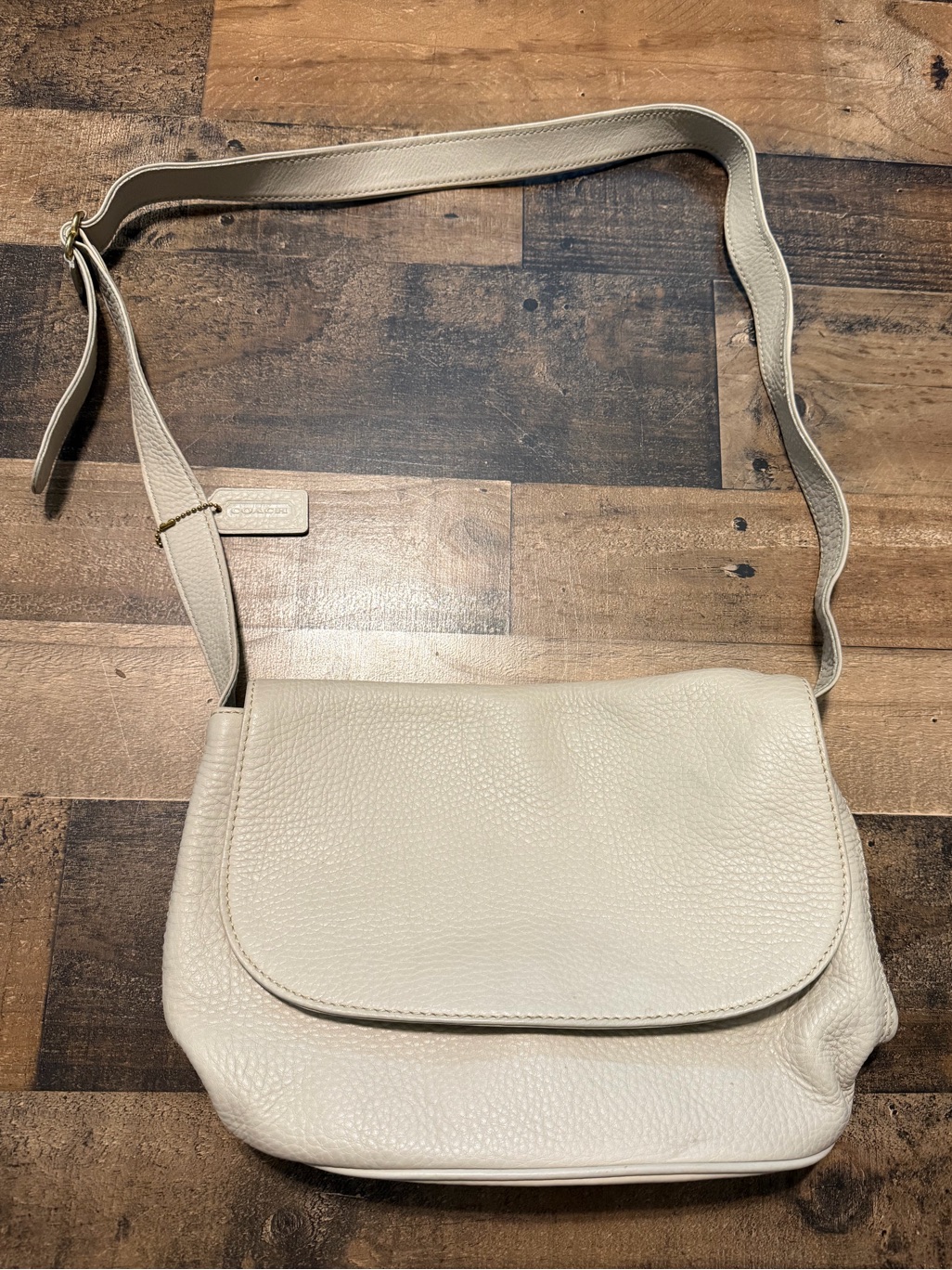 Vintage Coach 4903 Sonoma Flap Bag